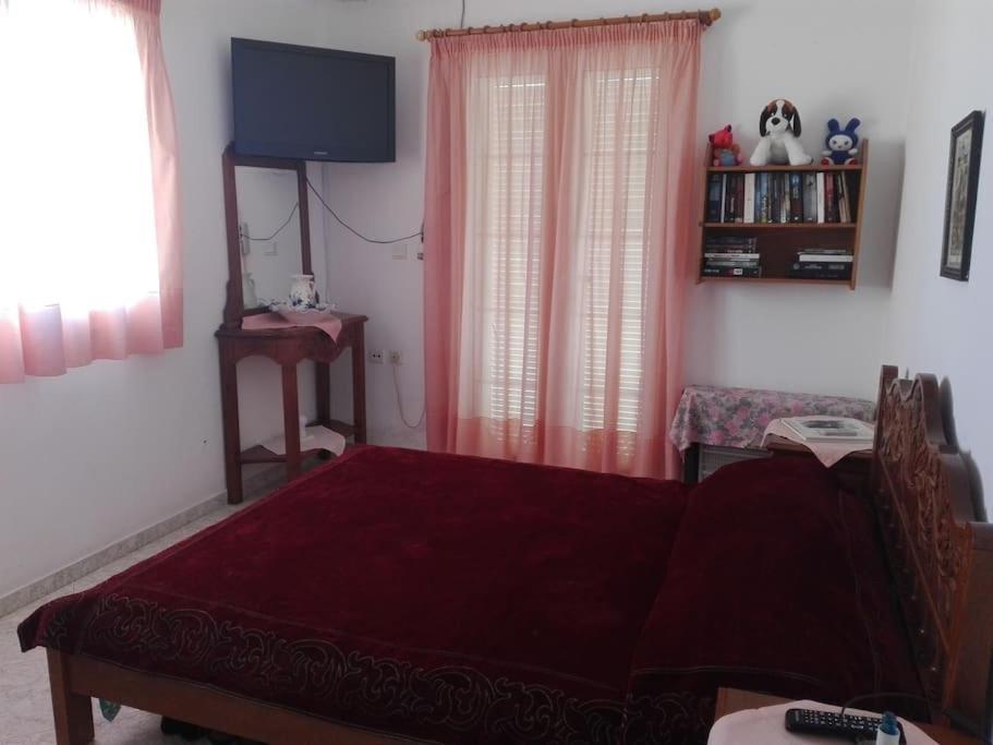 Pan Family House Apartment Fira  Exterior photo